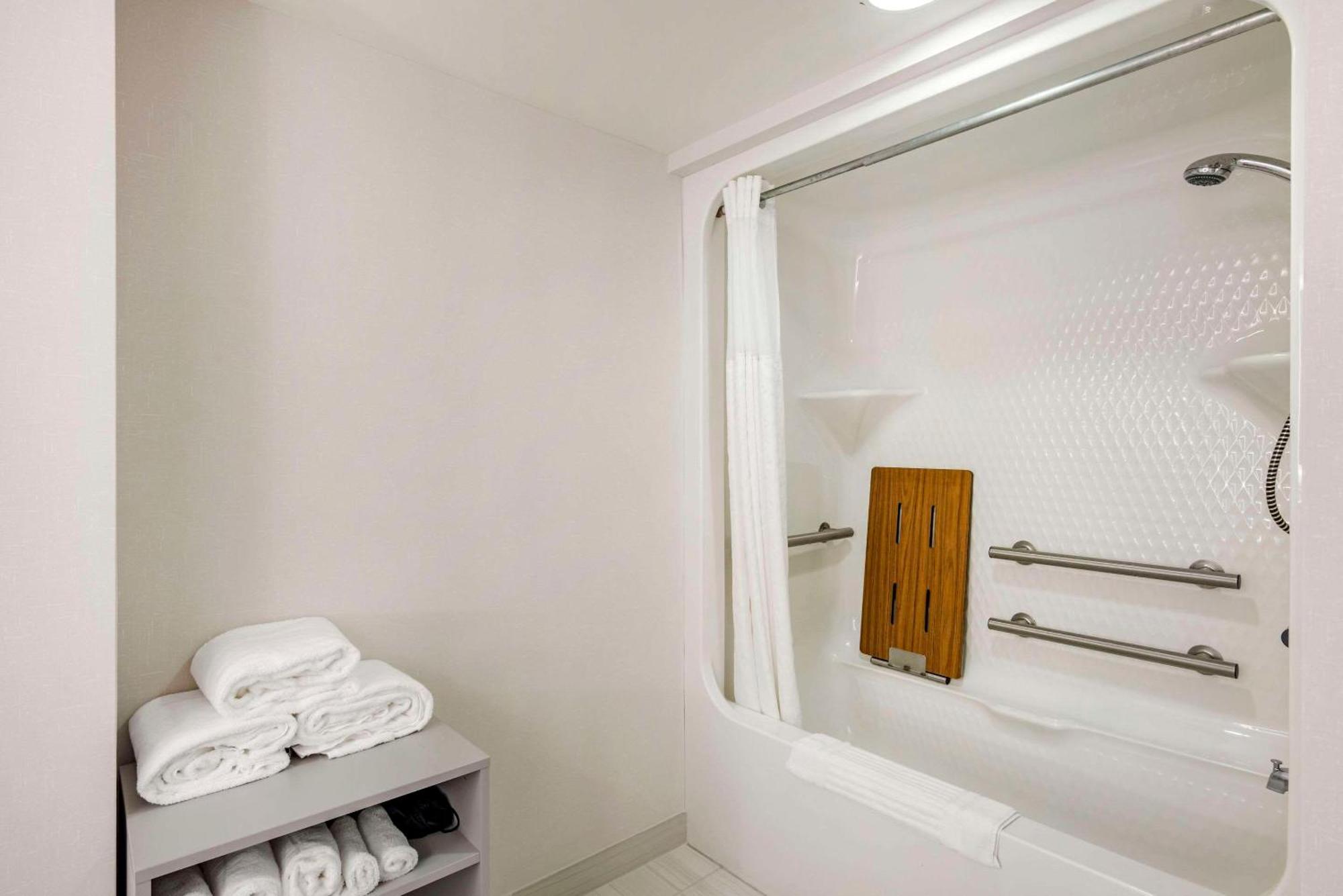 Comfort Suites Ocean City West West Ocean City Bagian luar foto