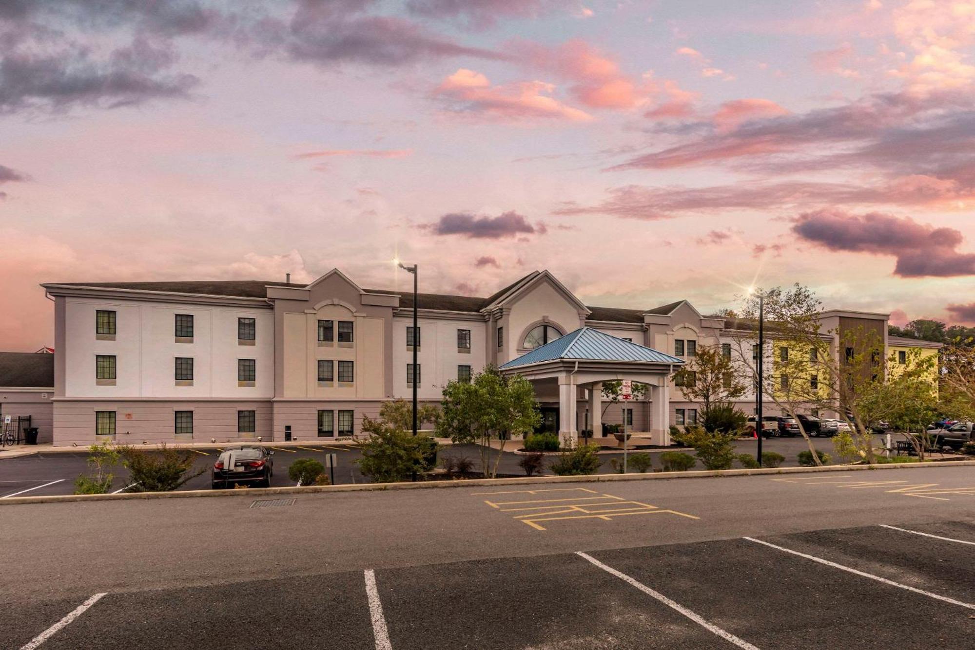Comfort Suites Ocean City West West Ocean City Bagian luar foto