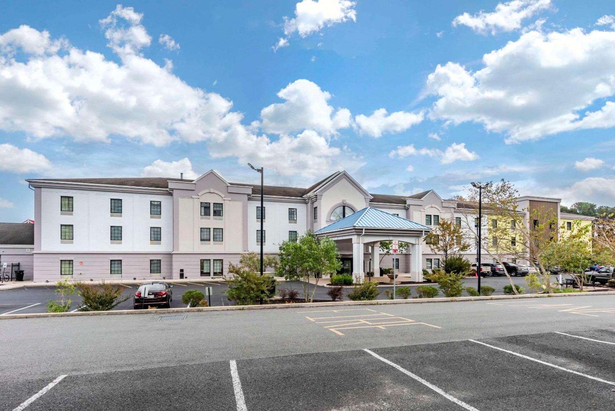 Comfort Suites Ocean City West West Ocean City Bagian luar foto
