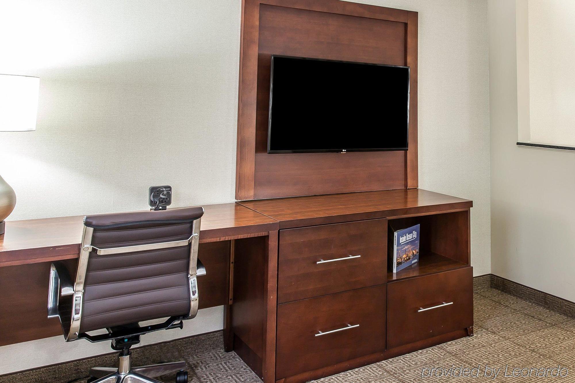 Comfort Suites Ocean City West West Ocean City Bagian luar foto